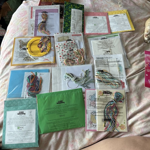 NWOT 13 Quick and Easy Cross Stitch Kits - Picture 2 of 10